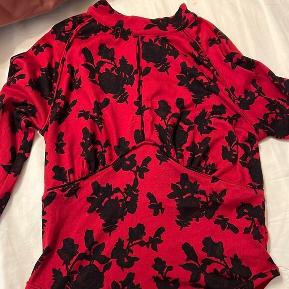 Free people dinner party red floral size XS - Picture 4 of 6